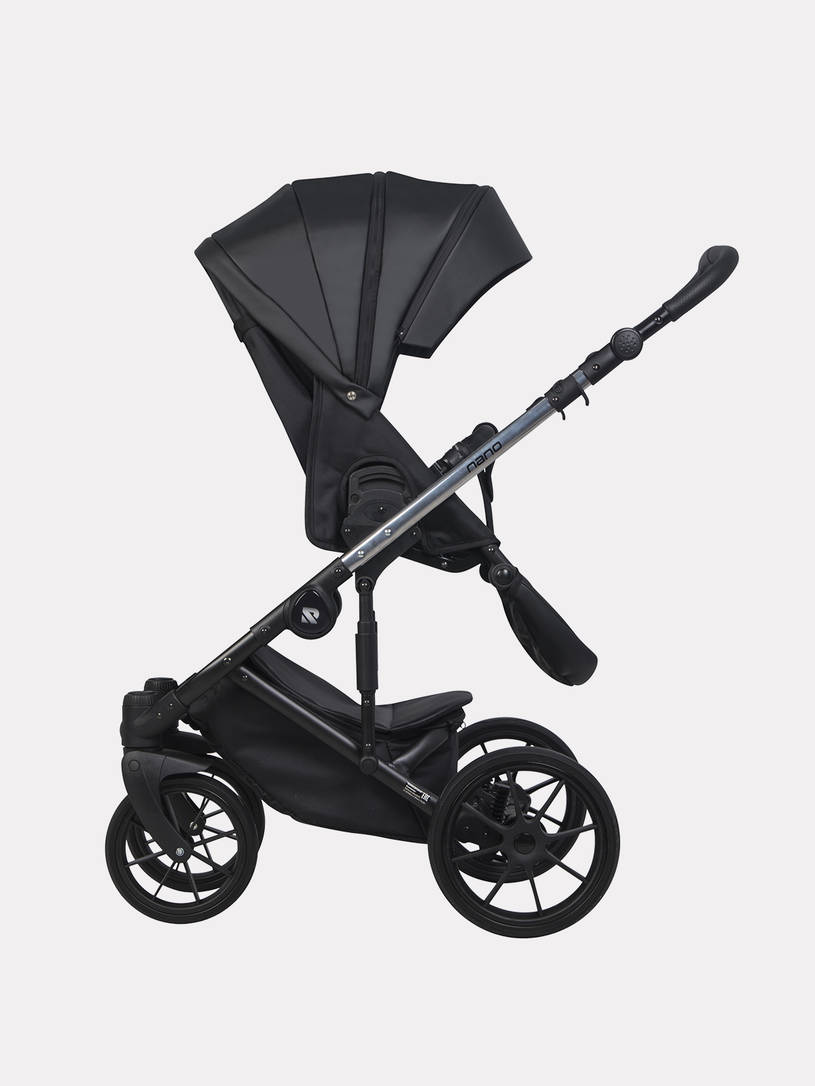 Коляска 2 в 1 Riko Nano Thermo 01 Black