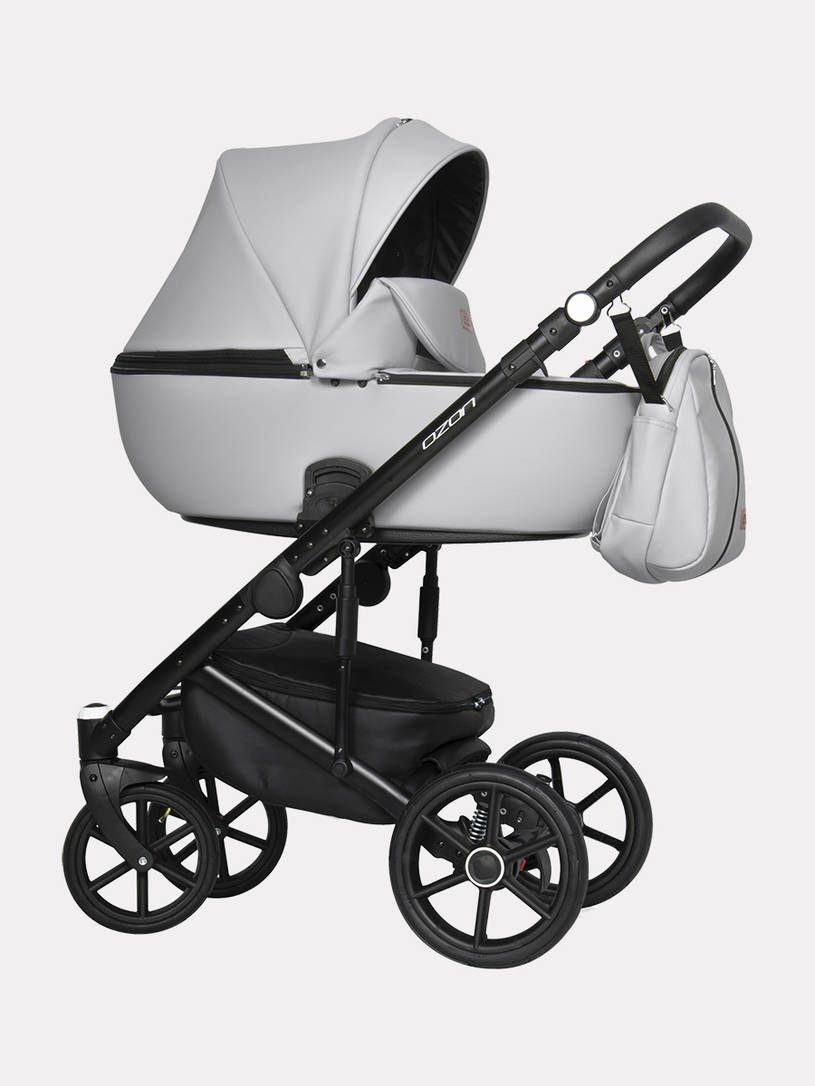 Коляска 2 в 1 Riko Basic Ozon 05 светло-серый