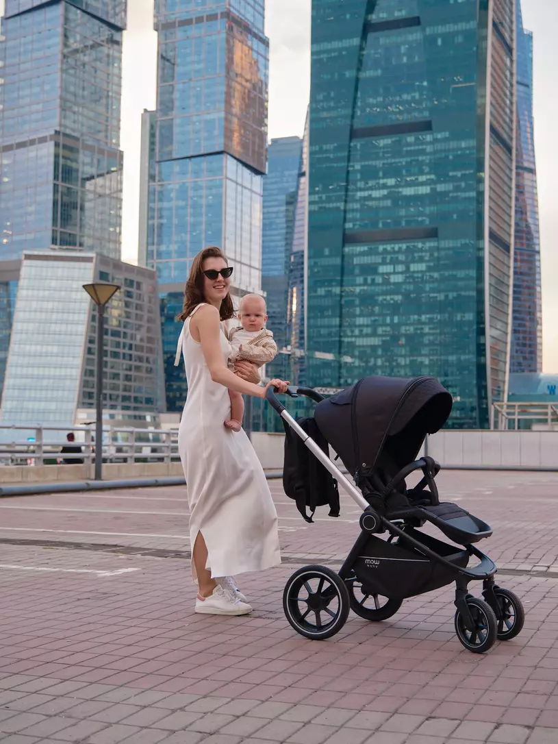 Коляска 3 в 1 MOWBaby ZOOM PU RA087 Silver Black