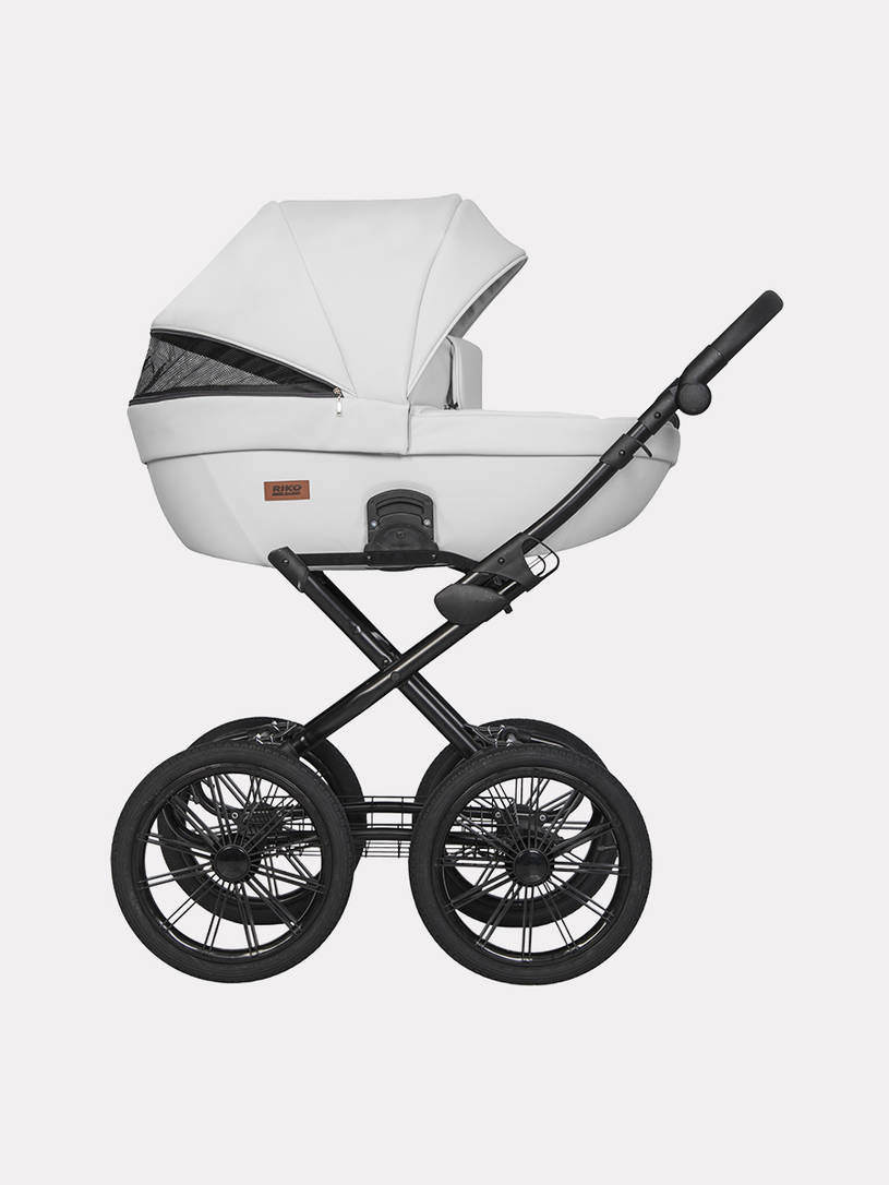 Коляска 2 в 1 Riko Basic Aicon Ecco Prestige 02 белый
