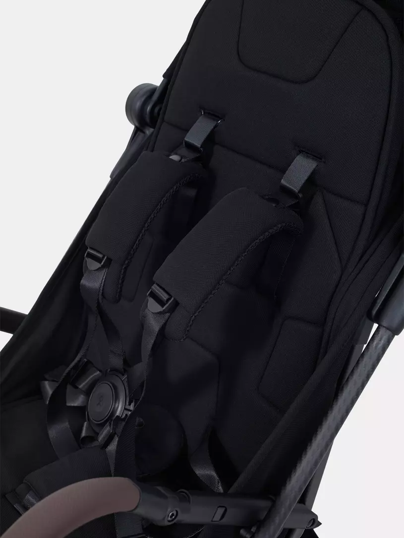 Коляска прогулочная Rant Avion Сarbon Black