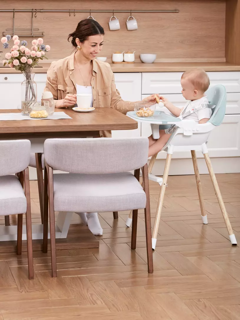 Стульчик для кормления Mowbaby Crispy blue