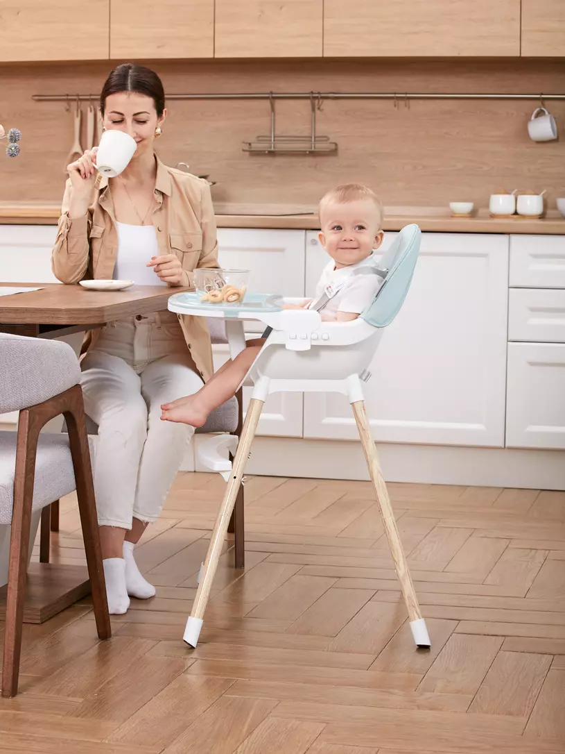 Стульчик для кормления Mowbaby Crispy blue