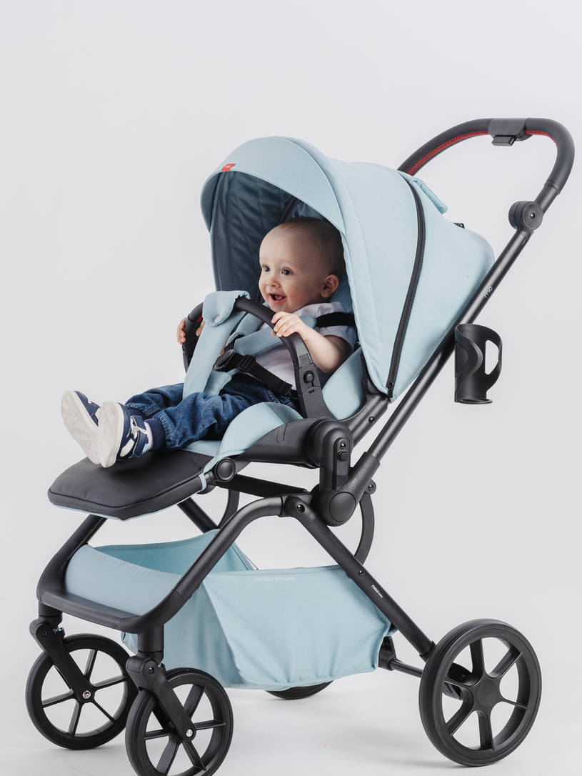 Коляска прогулочная Mowbaby Mio Blue