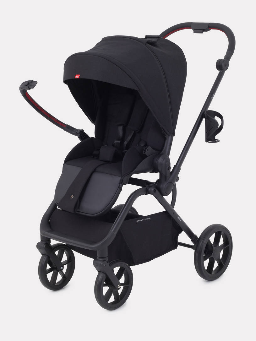 Коляска прогулочная Mowbaby Mio Black