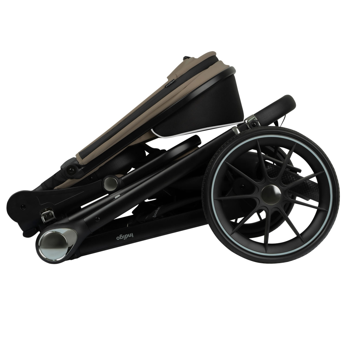 Коляска прогулочная Indigo GLOSS бежевый