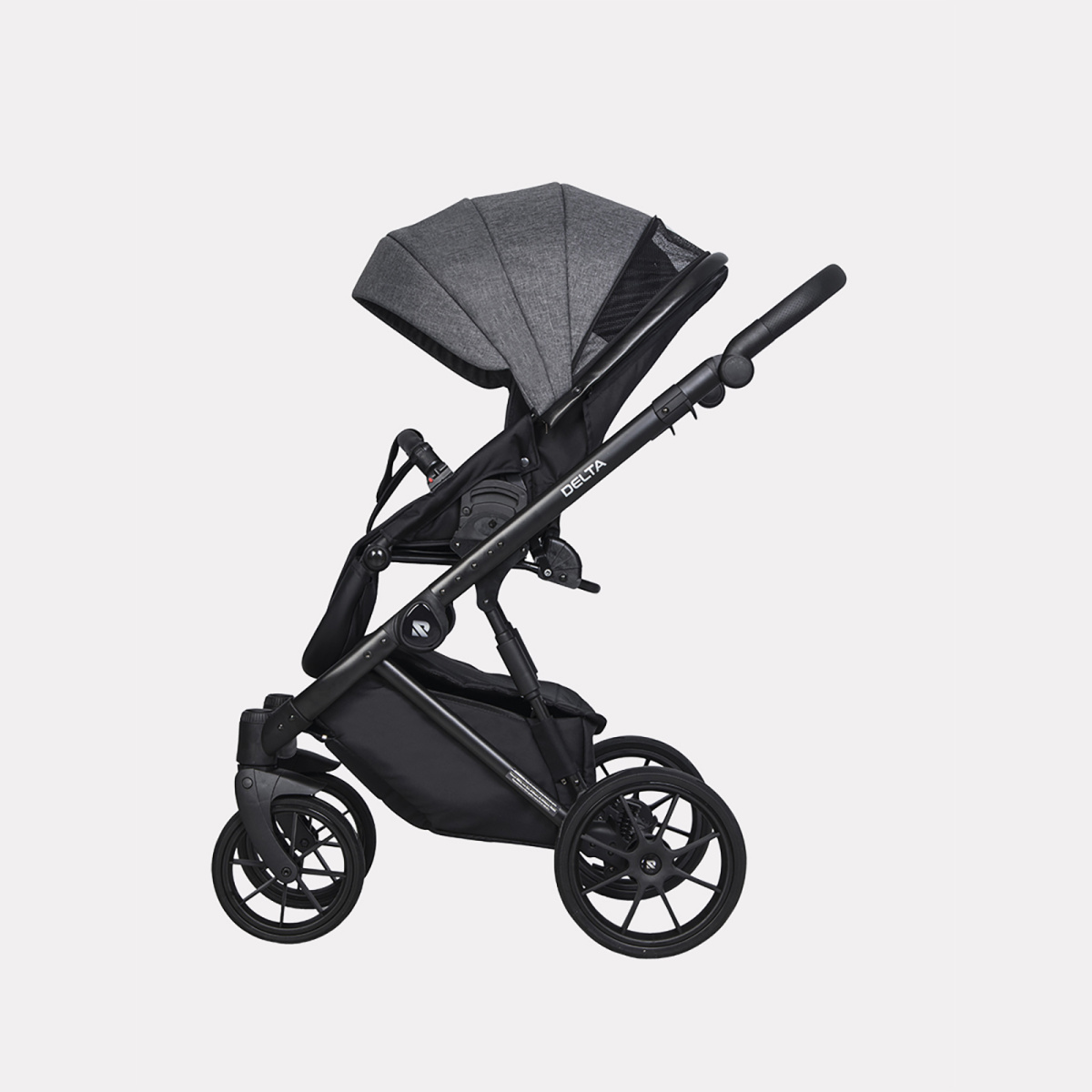 КОЛЯСКА 3 В 1 RIKO BASIC DELTA 05 CARBON